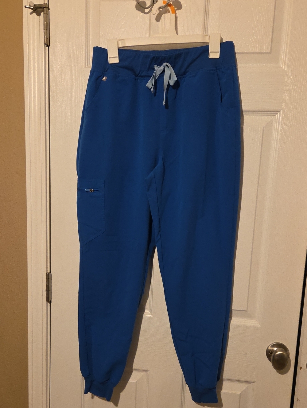 Figs Women's Royal Blue Ankle Jogger Pants